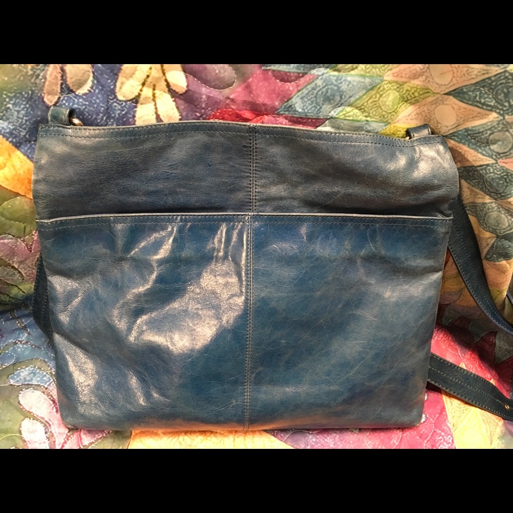HOBO International  LEATHER Large Crossbody Blue